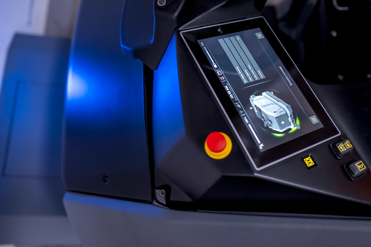 Autonome Scheuersaugmaschine KIRA BR 200