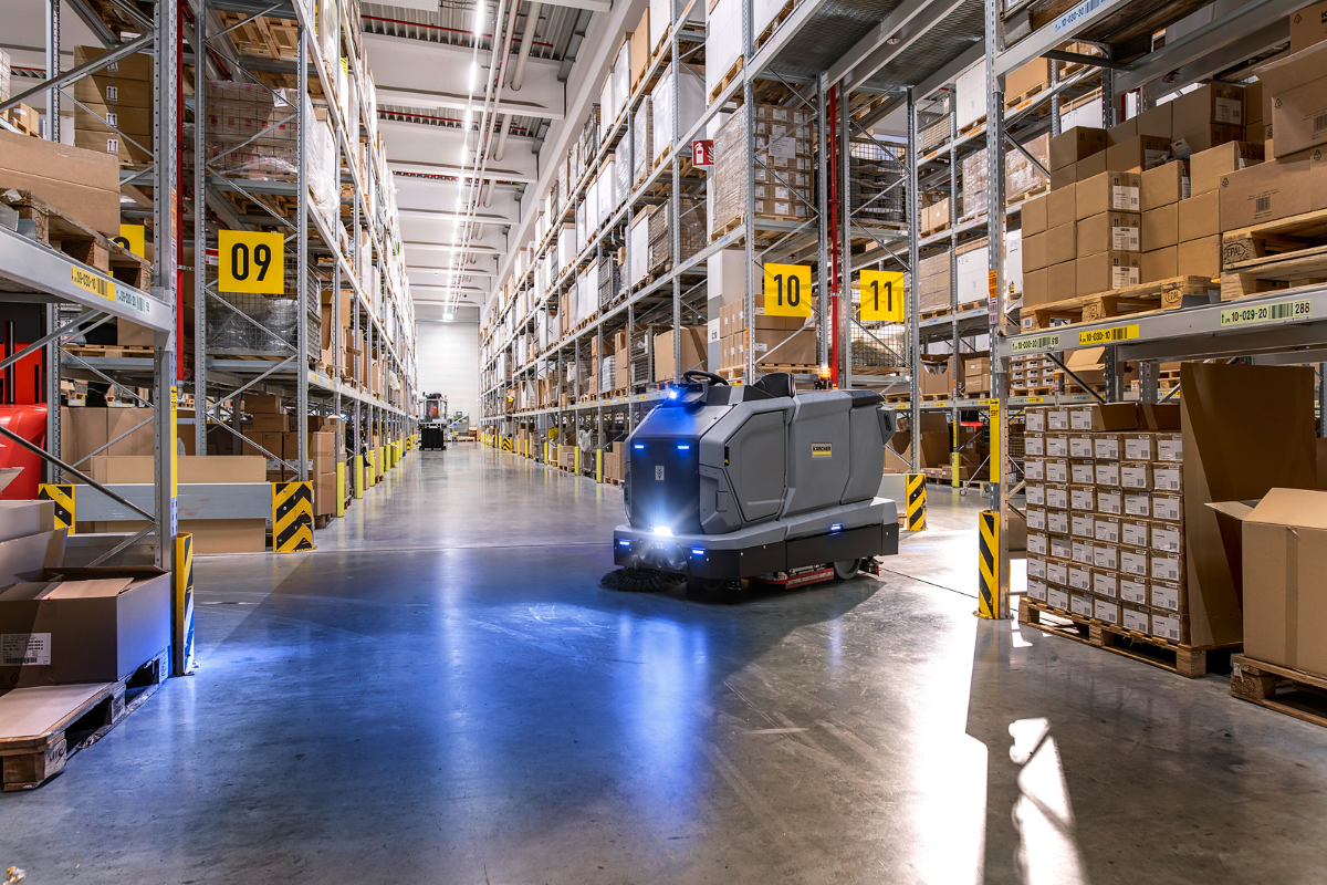 Autonome Scheuersaugmaschine KIRA BR 200