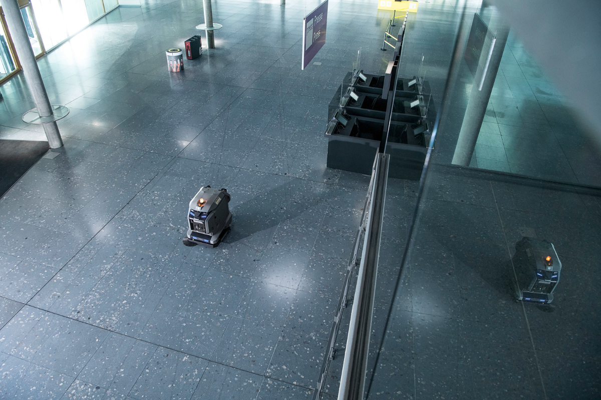 Autonome Scheuersaugmaschine KIRA B 50